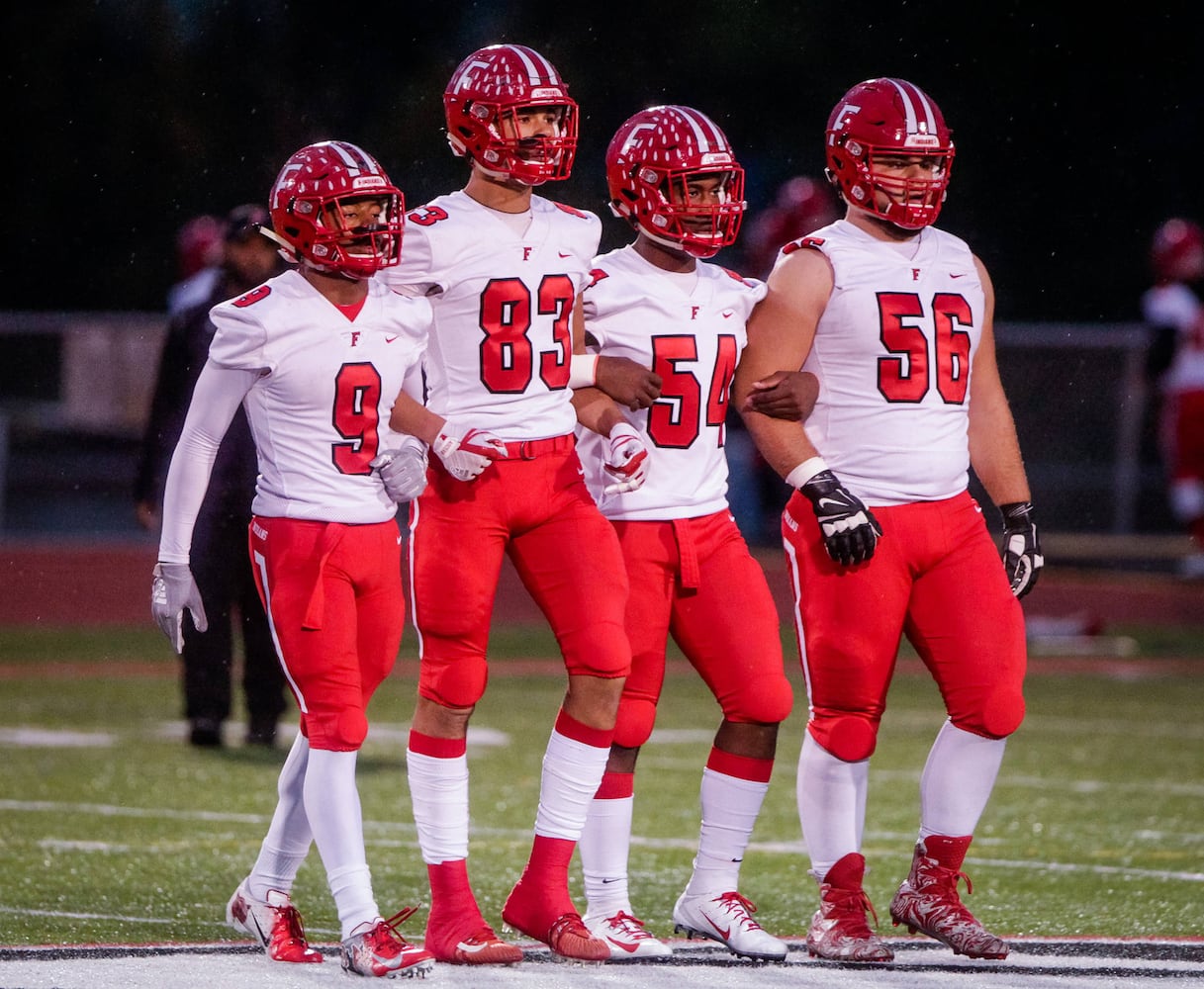 Fairfield vs Milford playoff football