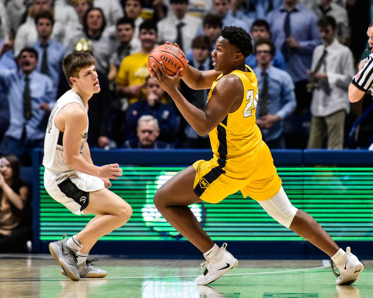 Lakota East falls to Moeller in D1 Regional basketball semifinal