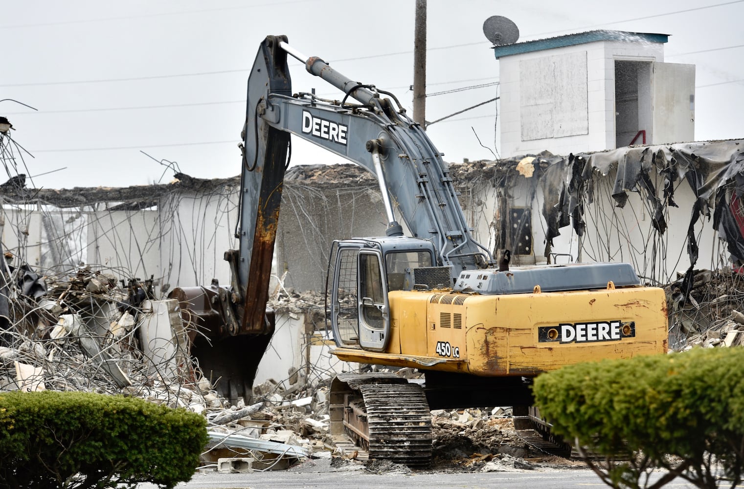 PHOTOS Hamilton Inn demolished this week