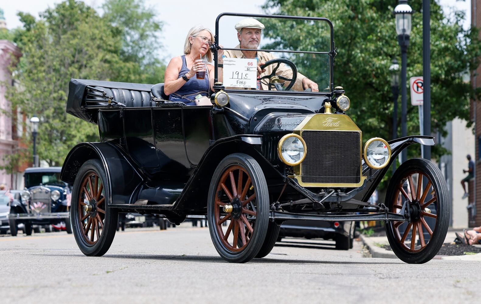 072322 car parade