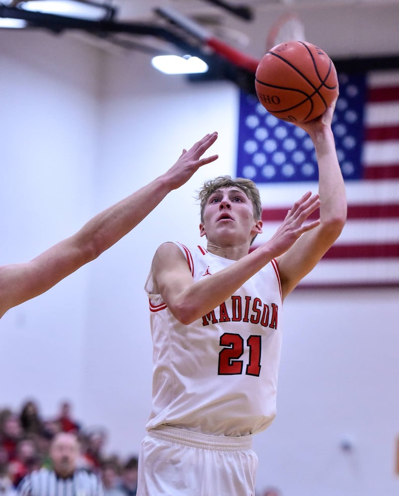 Madison vs Carlisle basketball