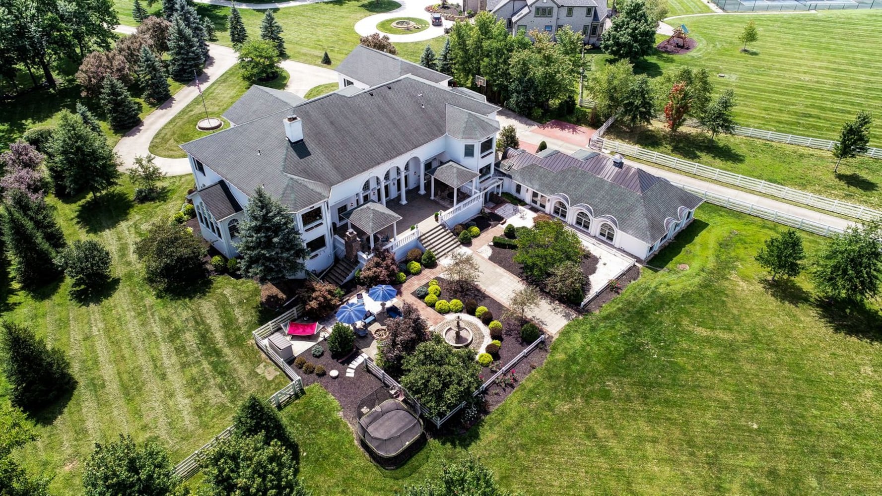 PHOTOS The most expensive house on the market in Butler County