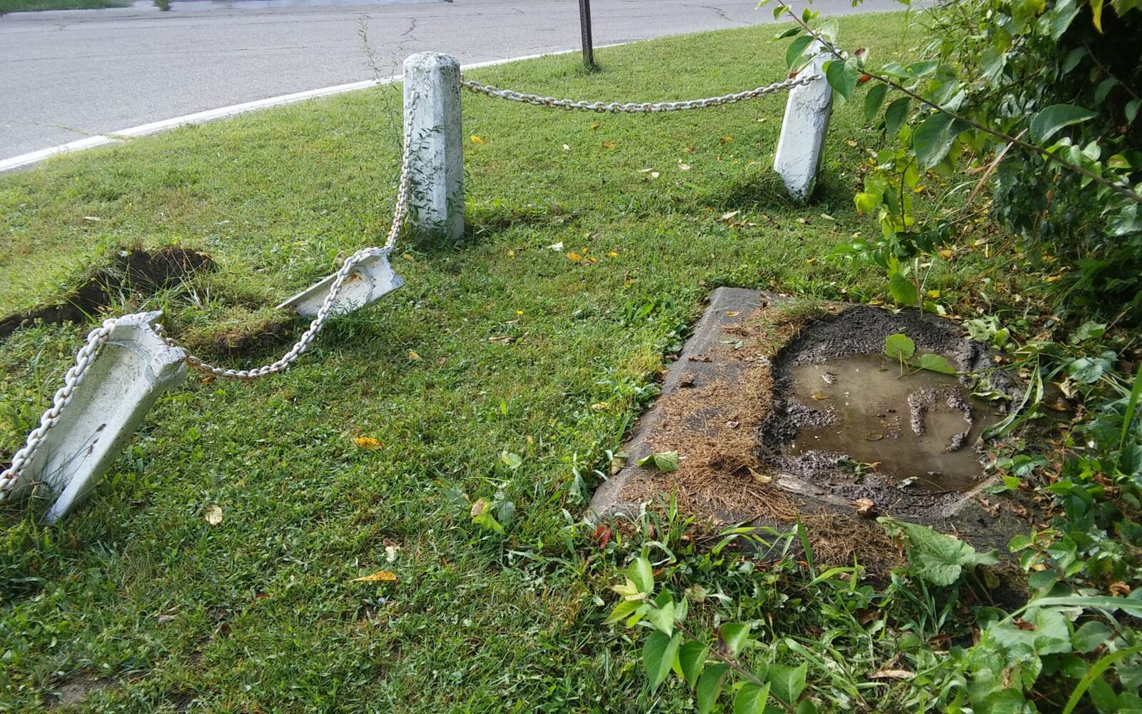 A Confederate monument in Franklin was removed overnight by the city. NICK GRAHAM/STAFF