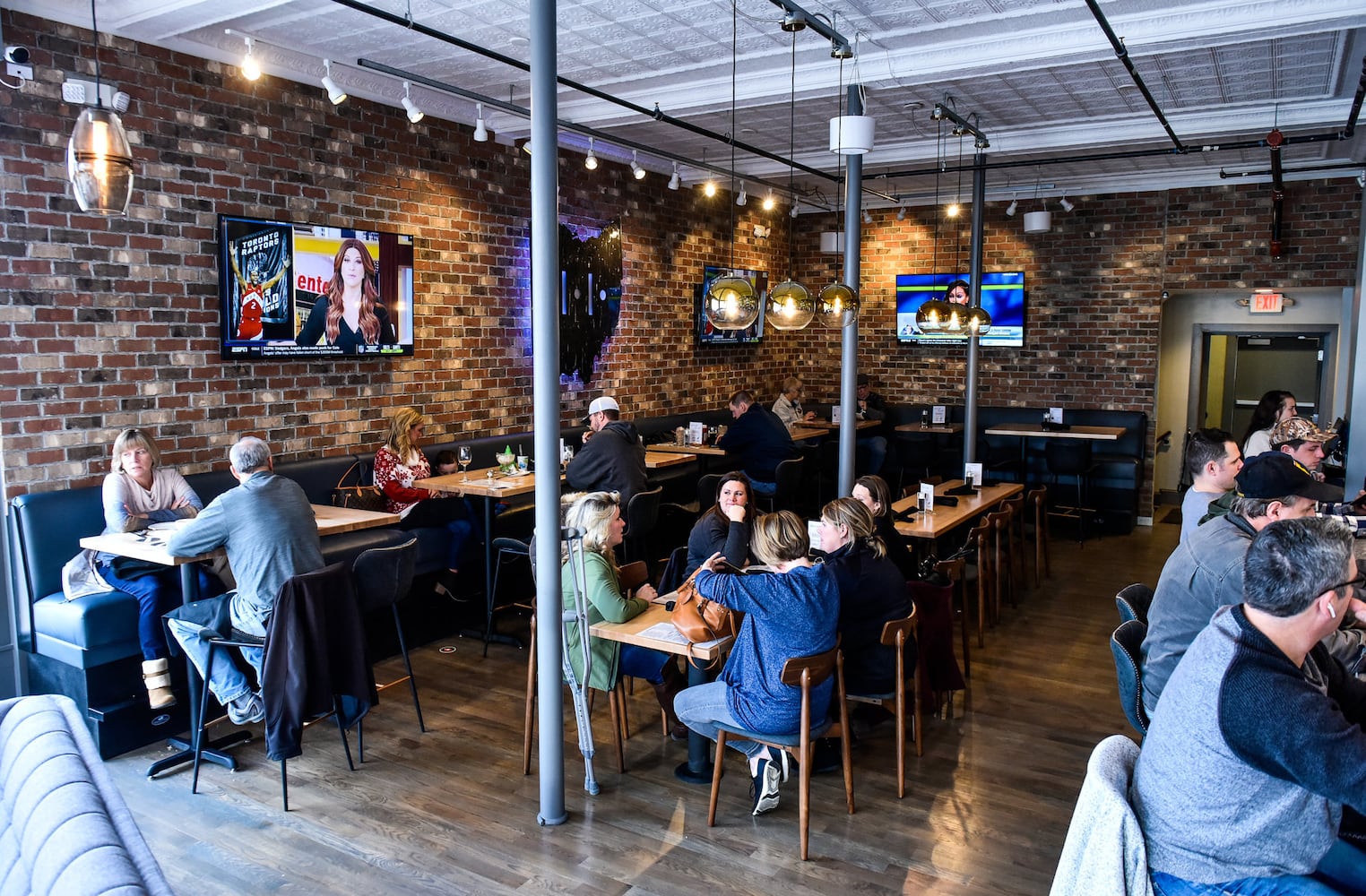 Fretboard Brewing and Public House opens in Hamilton