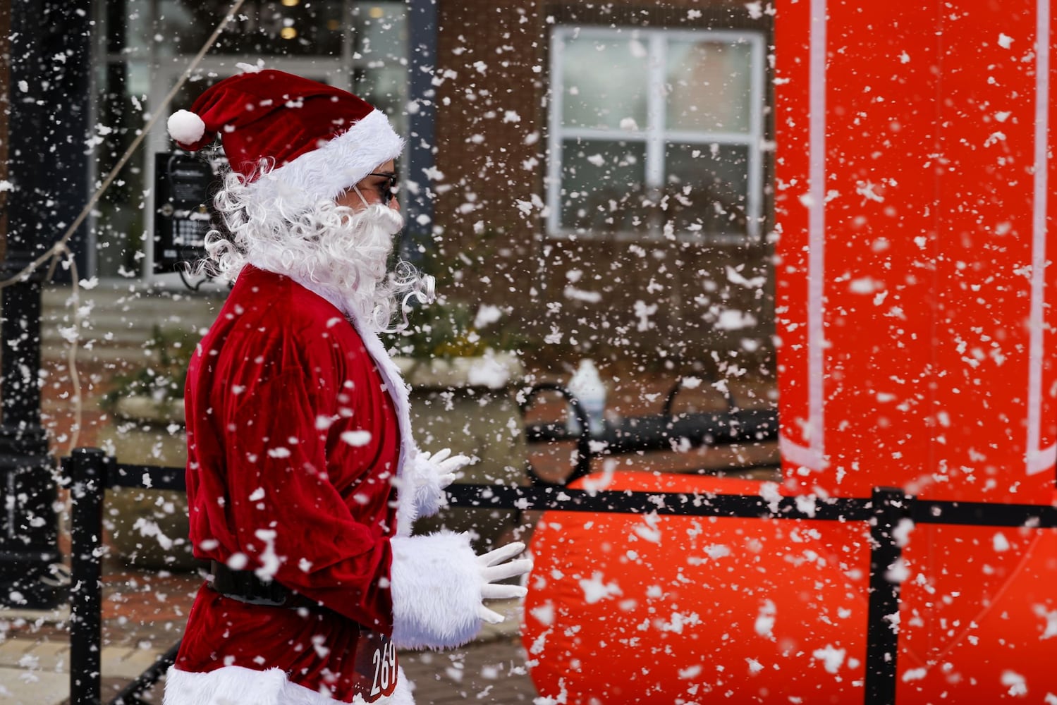 120223 SantaCon Hamilton