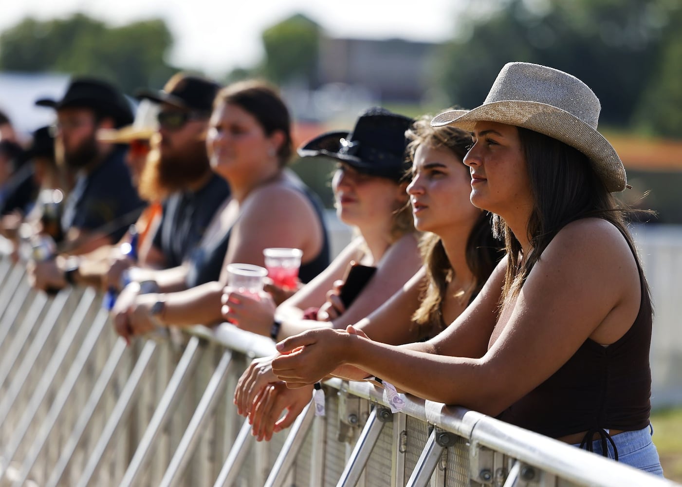 081023 VOA Country Music fest