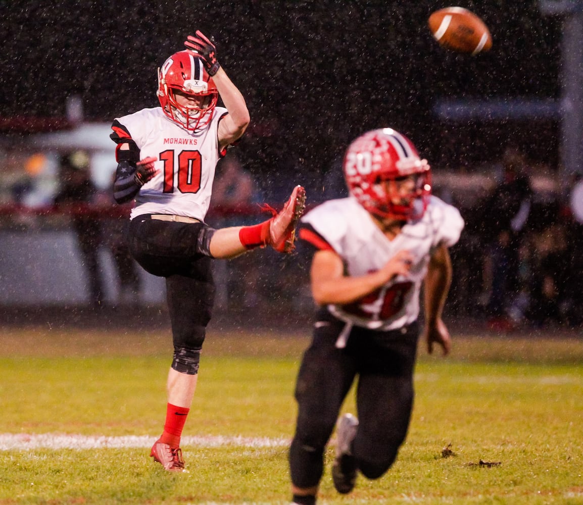 Madison football beats Carlisle Friday, Oct. 11