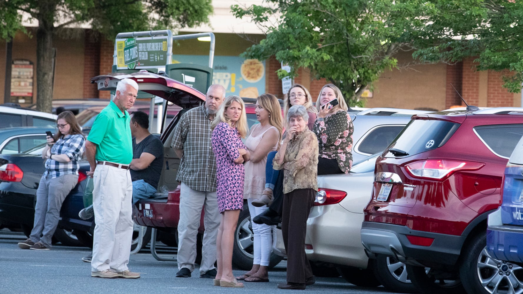 Photos: 2 dead, 4 injured in shooting at University of North Carolina at Charlotte