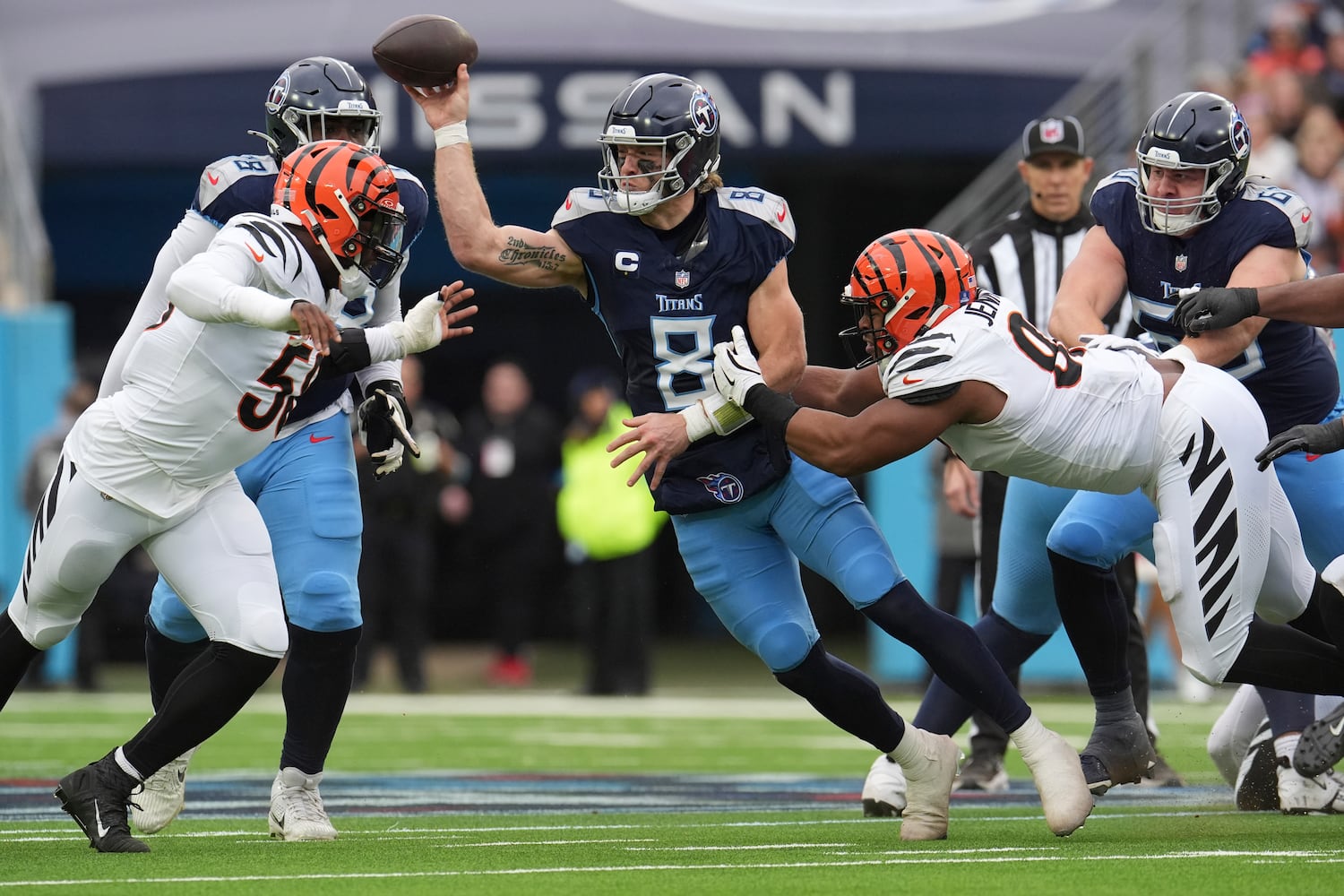 Bengals Titans Football