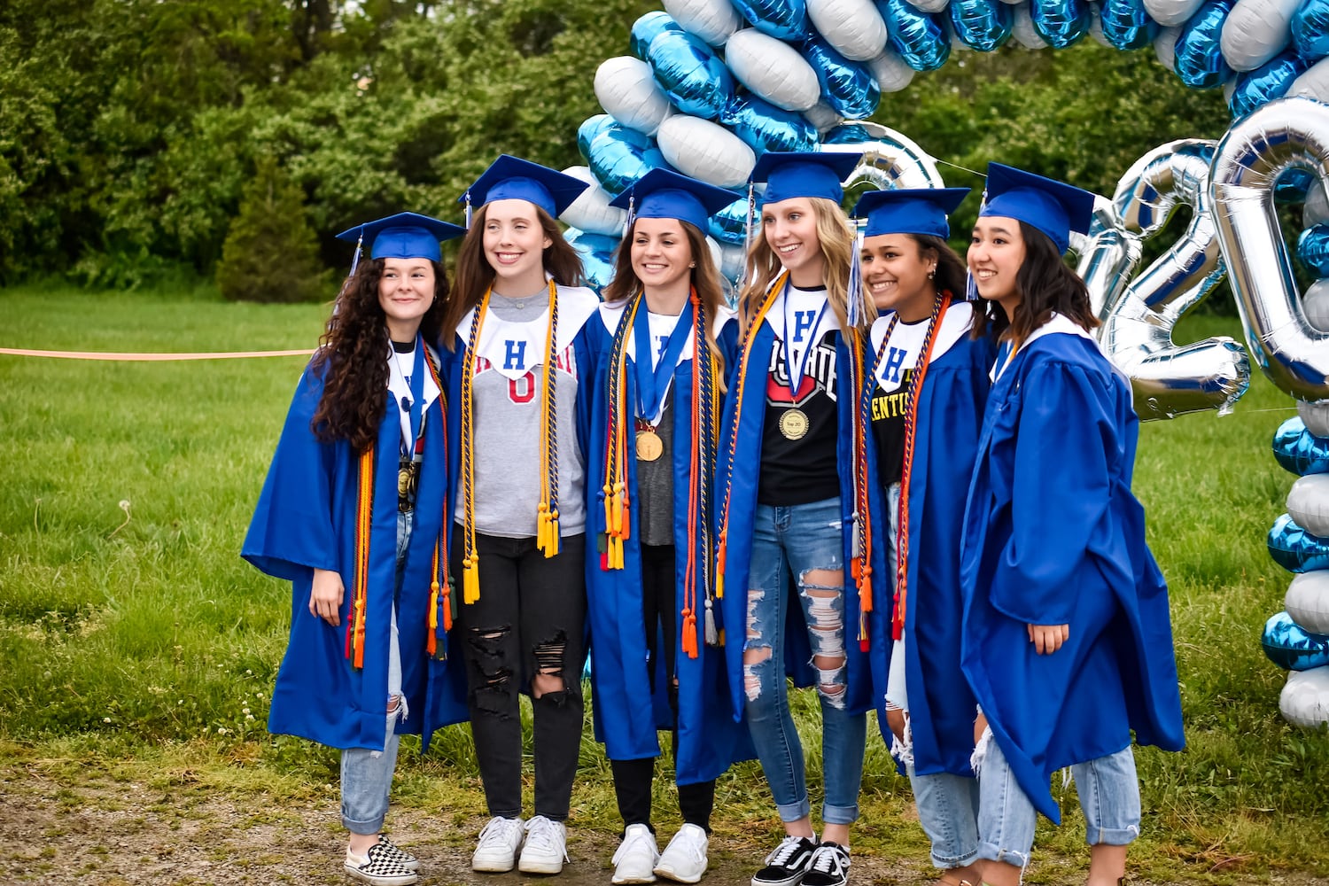 Hamilton High School seniors celebrate graduation at Holiday Auto Theatre drive-in