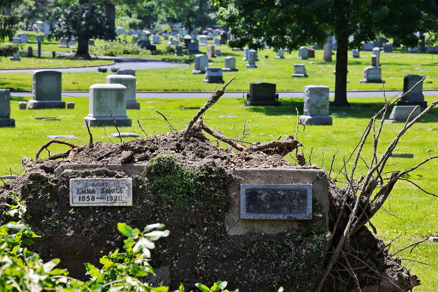 061422 Woodside Cemetery