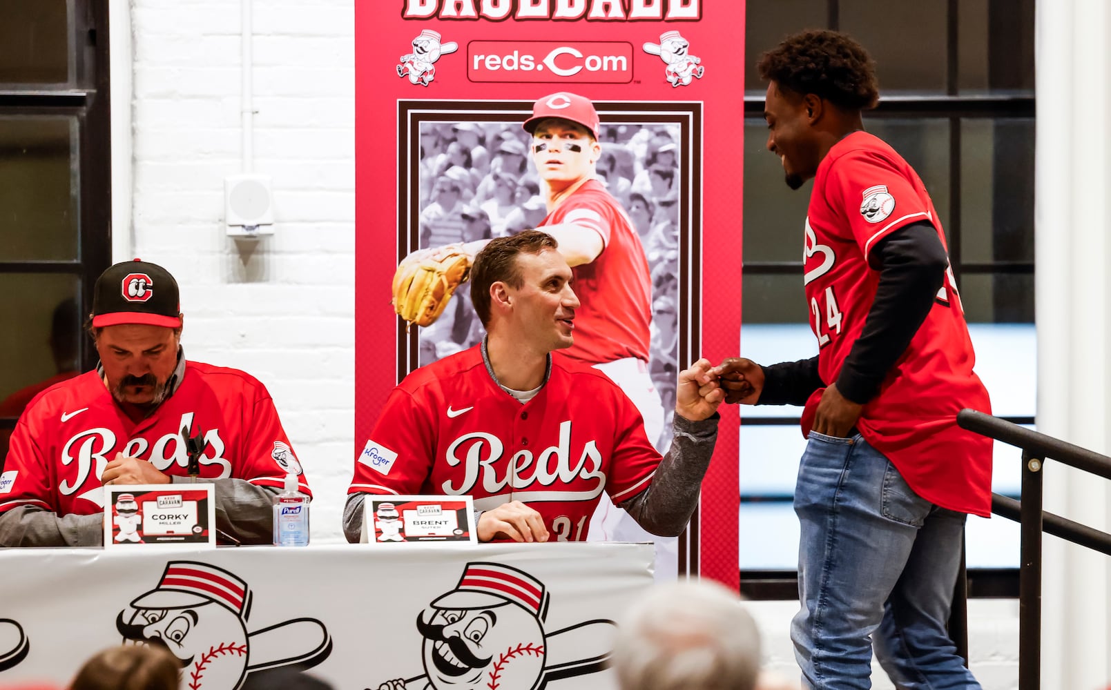 012224 Reds Caravan