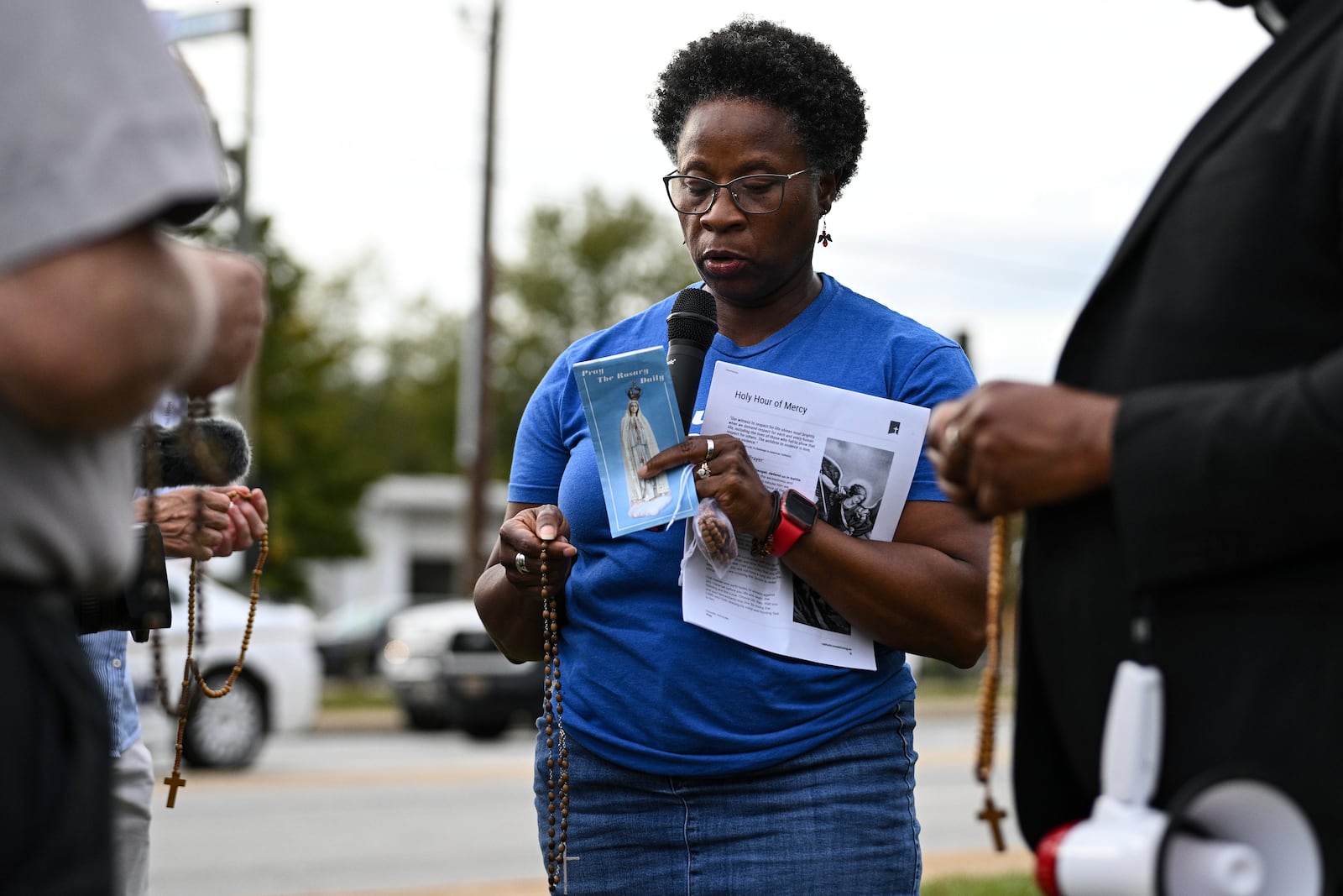 Protestors gather for prayer prior to the scheduled execution of Richard Moore, Friday, Nov. 1, 2024, outside of Broad River Correctional Institution in Columbia, S.C. (AP Photo/Matt Kelley)