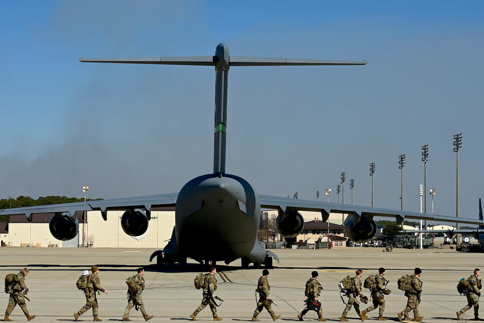 
                        American soldiers deploy to Eastern Europe at Fort Bragg, N.C., Feb. 14, 2022. European leaders felt certain about one thing after a whirlwind tour by Trump officials — they were entering a new world where it was harder to depend on the United States. (Kenny Holston/The New York Times)
                      