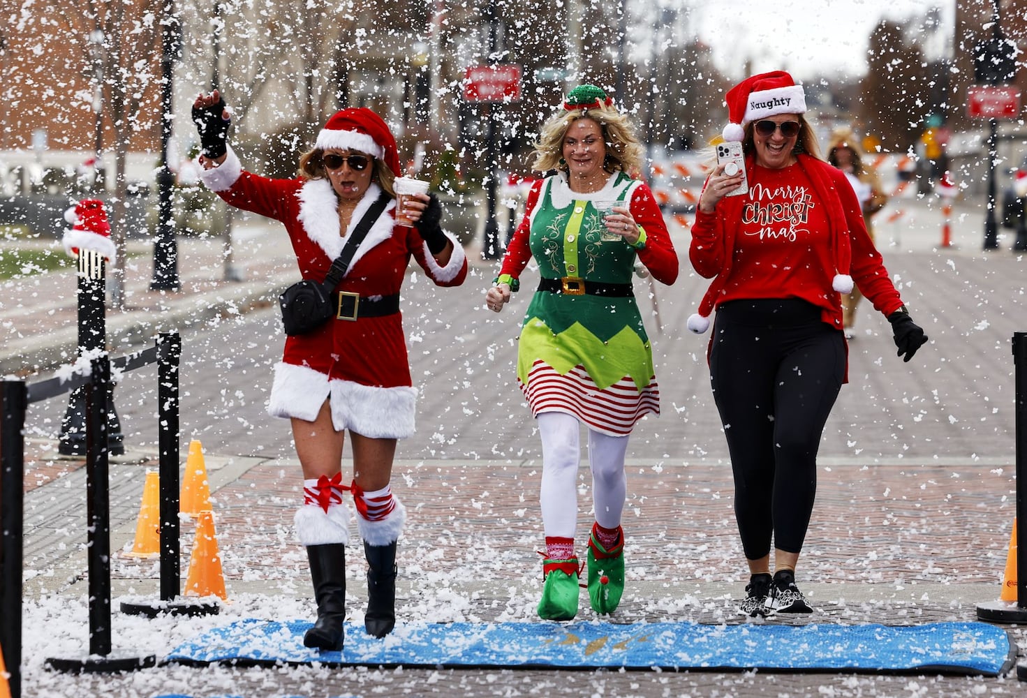 120223 SantaCon Hamilton