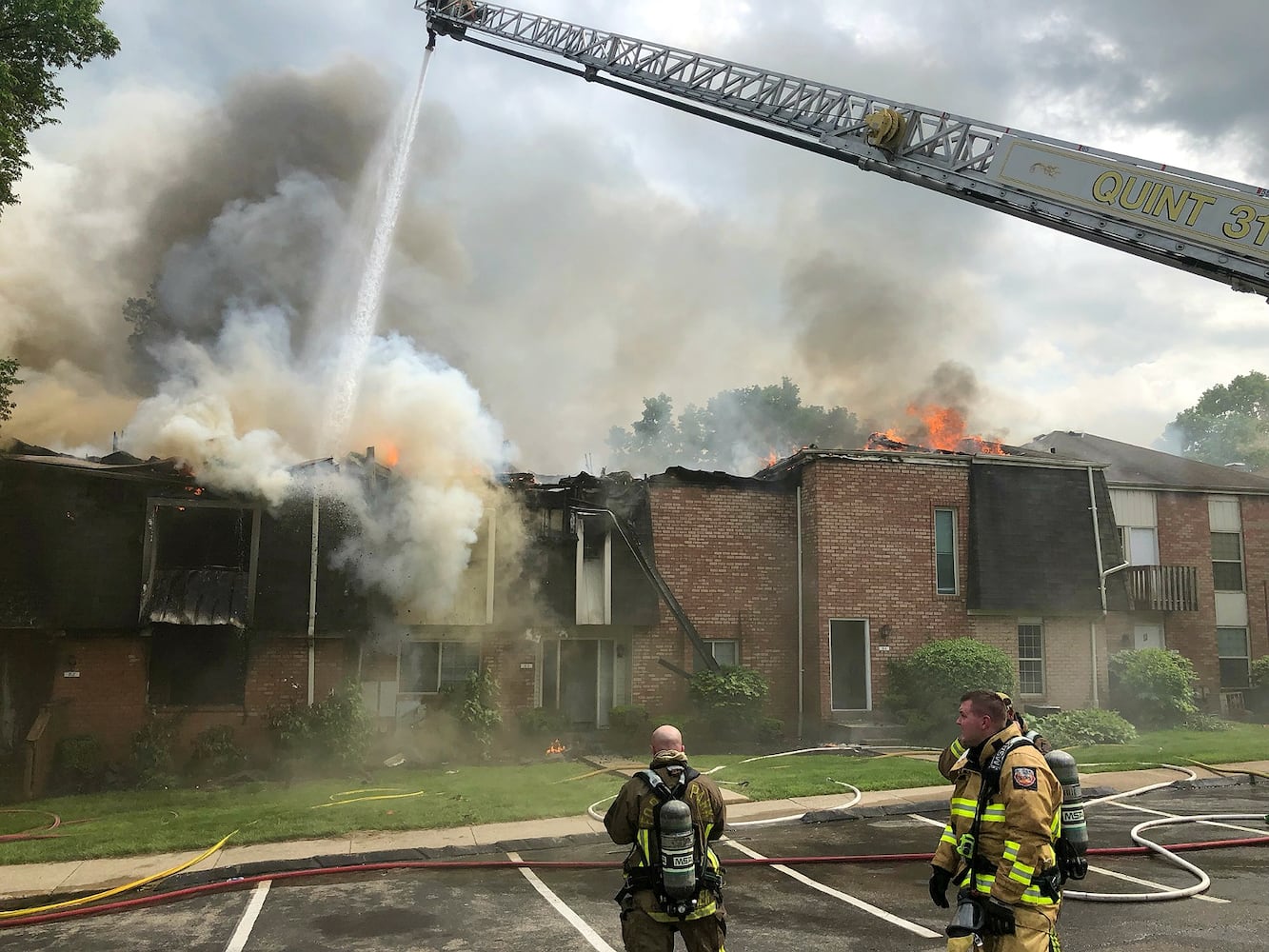 Fire destroys multi-unit apartment building in Fairfield