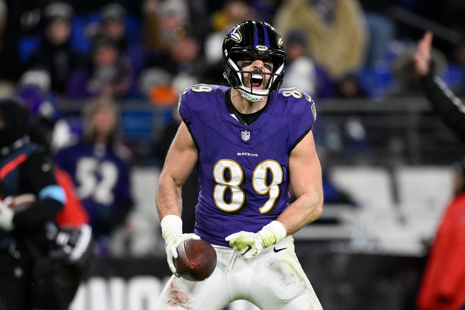 Baltimore Ravens tight end Mark Andrews celebrates after making a catch during the second half of an NFL football game against the Cleveland Browns Saturday, Jan. 4, 2025, in Baltimore. (AP Photo/Nick Wass)