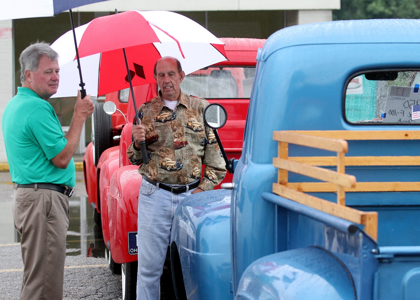 Hamilton Antique car show and parade