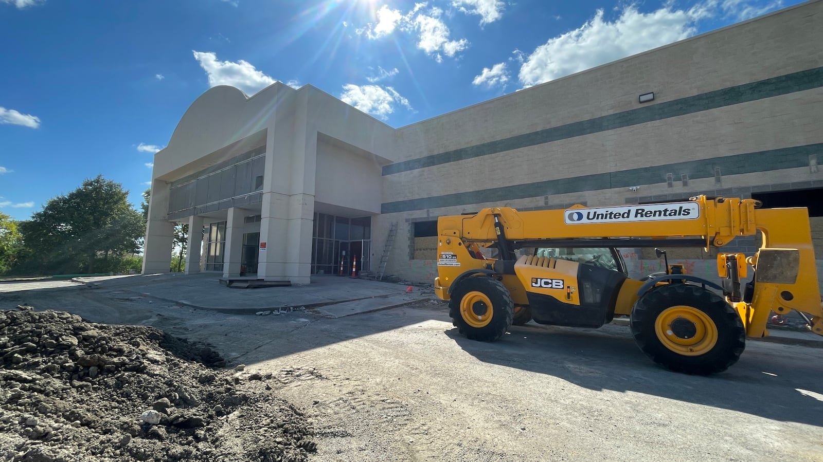 Shooters Sports Grill is expected to be open on NW Washington Boulevard in early 2024 with a grand opening hopefully before the Super Bowl. Pictured is construction progress on the building on Friday, Sept. 15, 2023. MICHAEL D PITMAN/STAFF