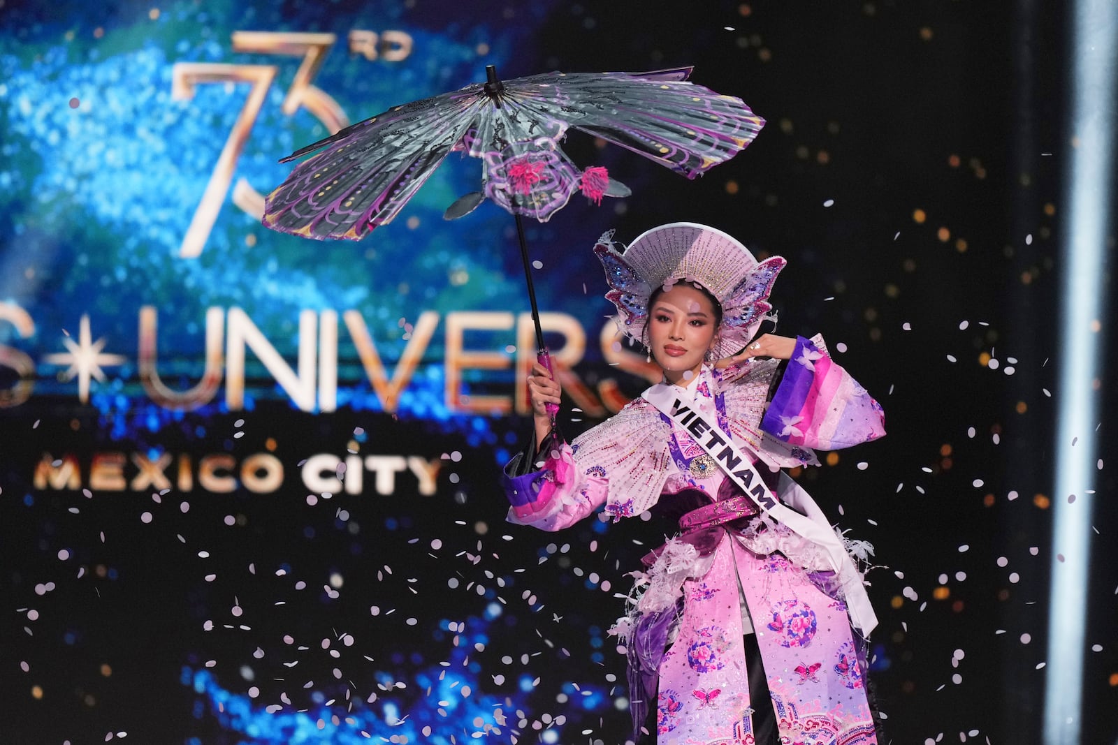 Miss Vietnam Ky Duyen Nguyen competes in the national costume competition at the Miss Universe Beauty Pageant in Mexico City, Thursday, Nov. 14, 2024. (AP Photo/Fernando Llano)