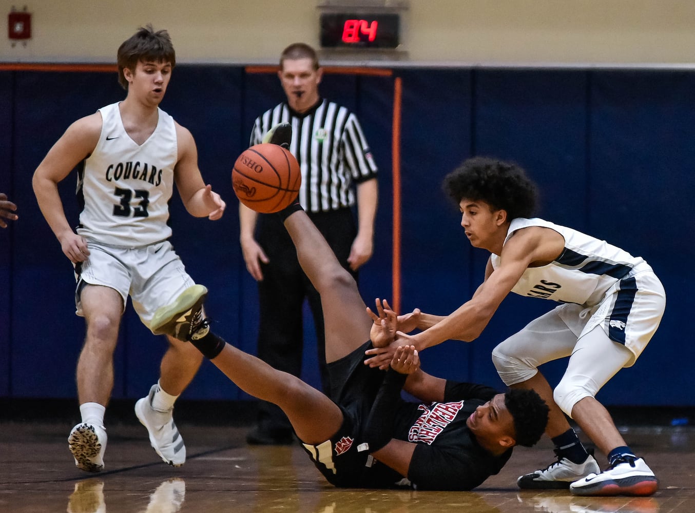 Edgewood vs Mt. Healthy boys basketball