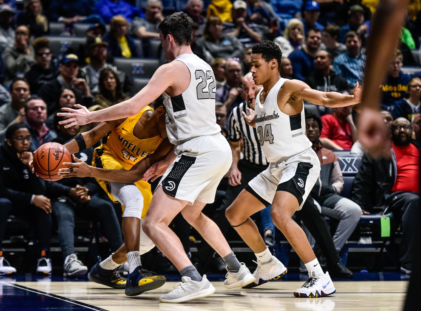 Lakota East falls to Moeller in D1 Regional basketball semifinal