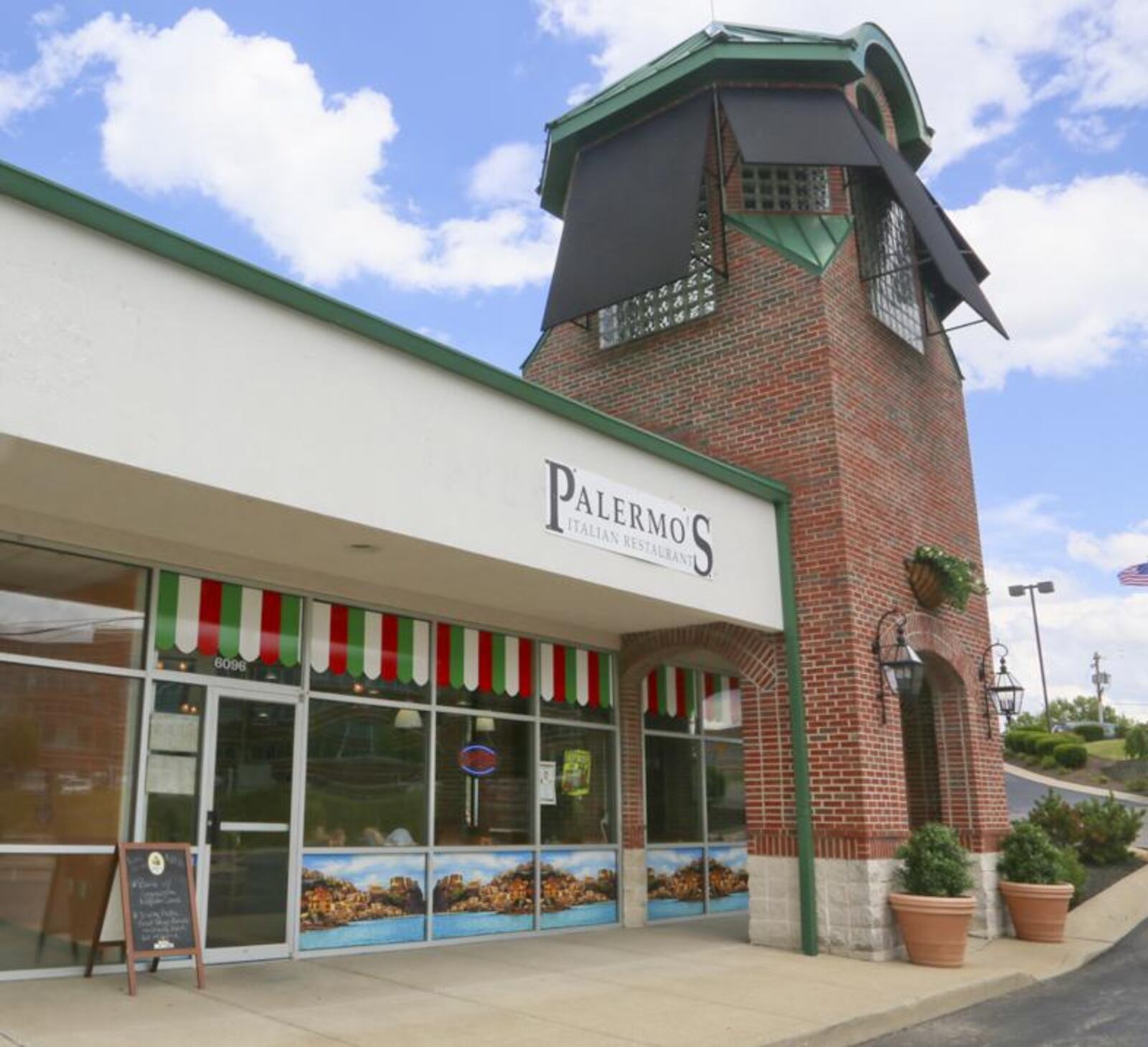 Palermo's Italian Restaurant in West Chester. GREG LYNCH / STAFF