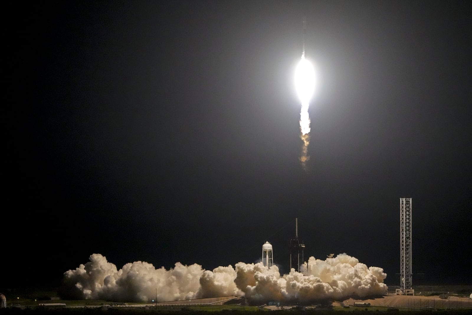 A SpaceX Falcon 9 rocket with Intuitive Machines' second lunar lander lifts off from pad 39A at the Kennedy Space Center in Cape Canaveral, Fla., Wednesday, Feb. 26, 2025. (AP Photo/John Raoux)