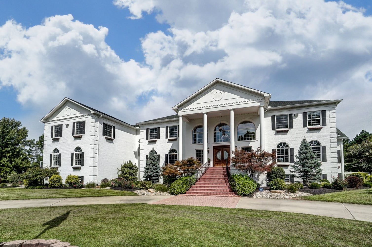 PHOTOS The most expensive house on the market in Butler County