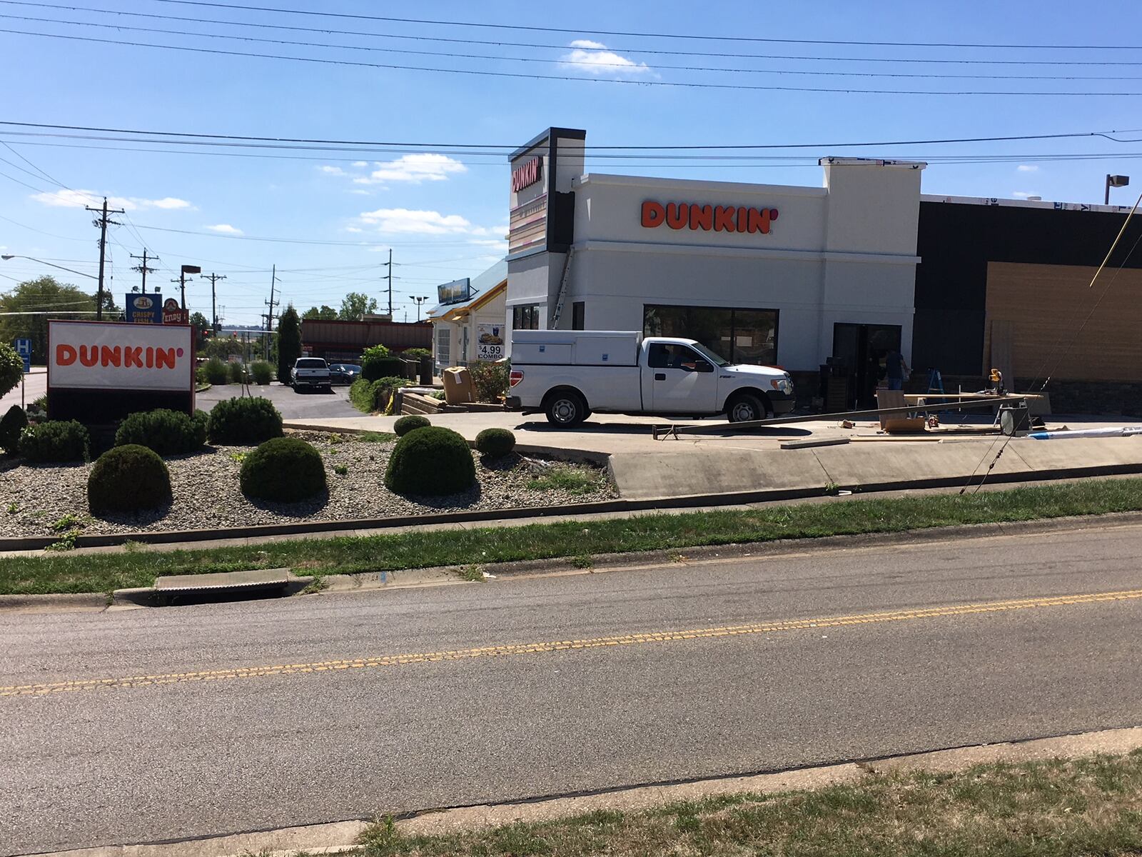 The new Dunkin’ Donuts location in Middletown is nearing completion at 1300 S. Breiel Blvd. The new store is expected to open late next week. ED RICHTER/STAFF