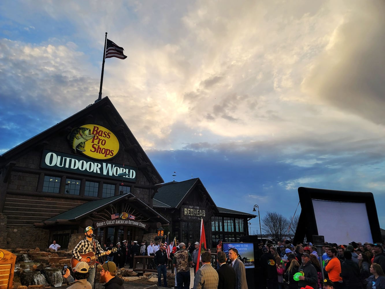 022124 Bass Pro Shops