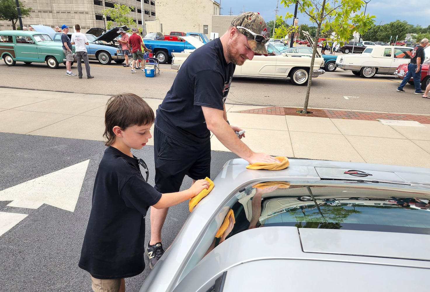 072322 car parade