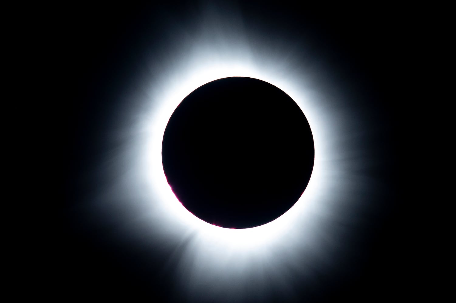 040824 eclipse sequence