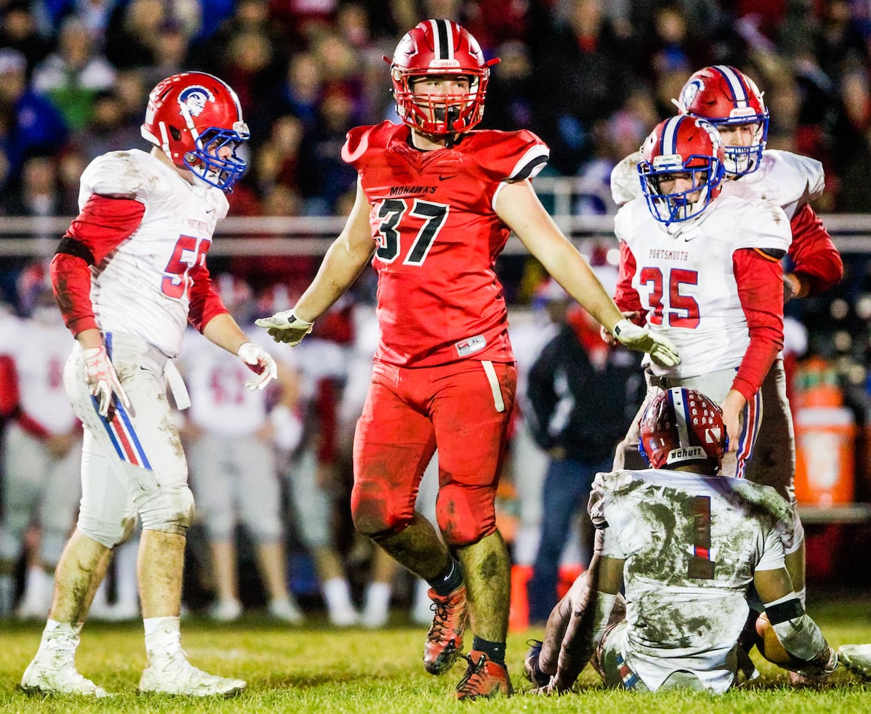 Madison vs Portsmouth playoff football