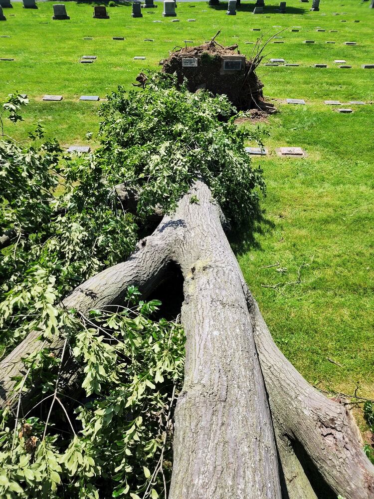 061422 Woodside Cemetery