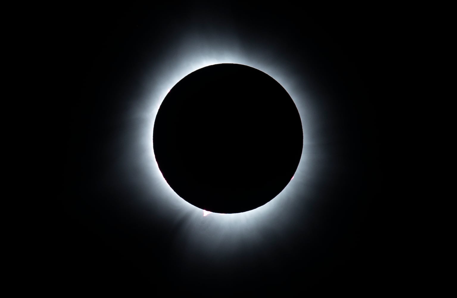 040824 eclipse sequence