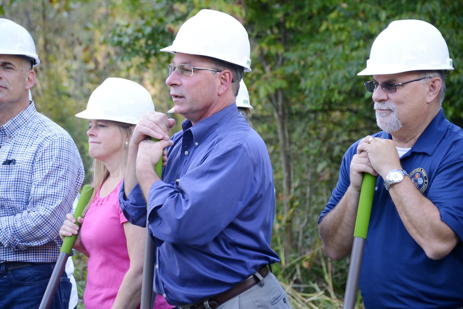 The city of Fairfield broke ground Saturday morning, Oct. 6, 2018, on its new dog park on River Road, just south of Marsh Park, on a 6.5-acre parcel. Pictured is Fairfield Mayor Steve Miller, center, speaking during the groundbreaking ceremony. Also pictured is Fairfield Vice Mayor Craig Keller, right. MICHAEL D. PITMAN/STAFF