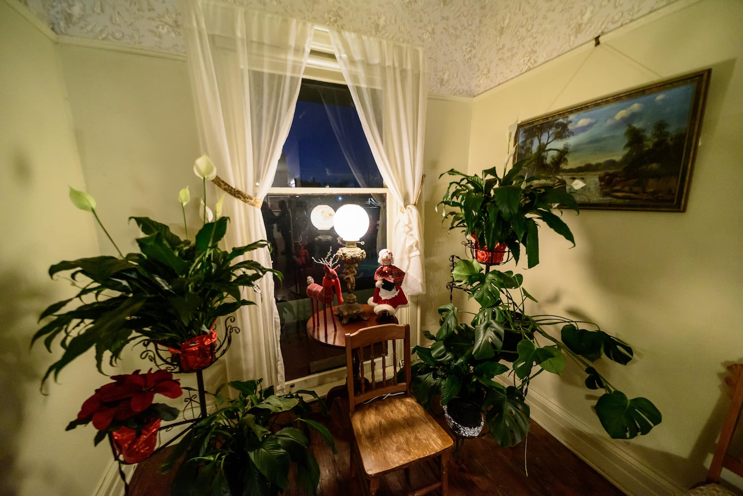 PHOTOS: South Main Candlelight Tour of Homes in Middletown