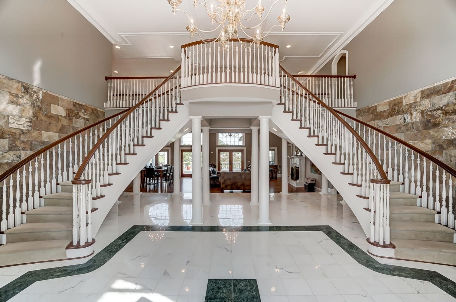 PHOTOS The most expensive house on the market in Butler County