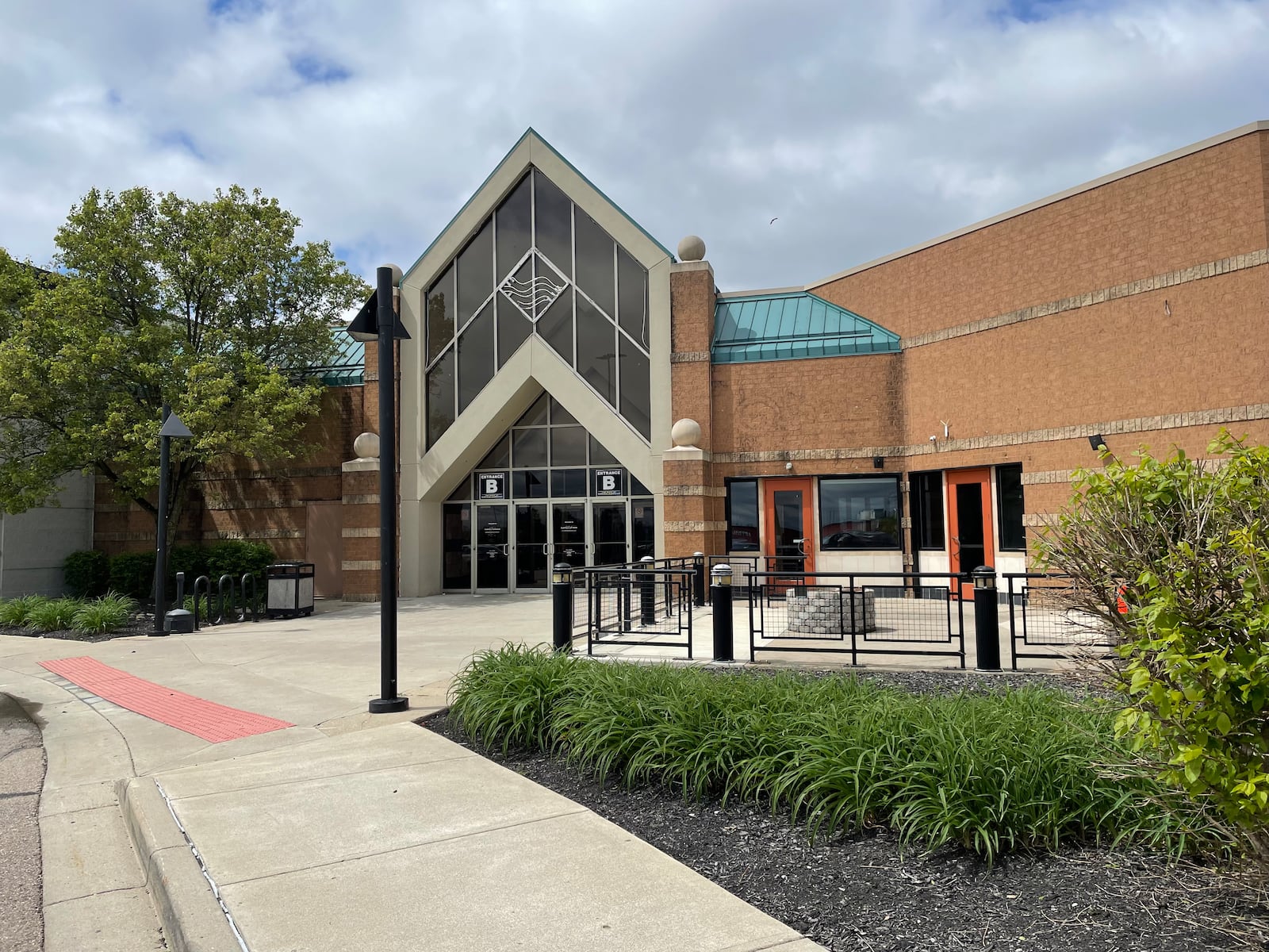 The Mall at Fairfield Commons. NATALIE JONES/STAFF