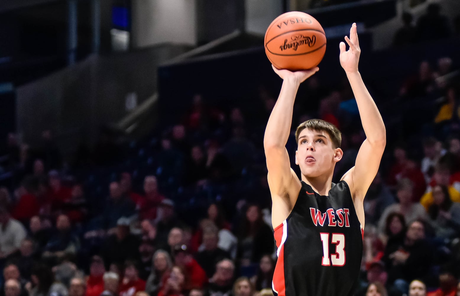 Centerville beats Lakota West in D1 boys district basketball final