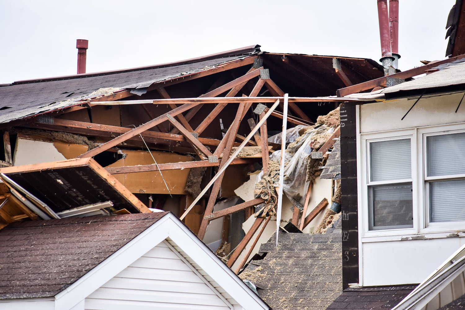 PHOTOS: Middletown apartment building collapse injures 1