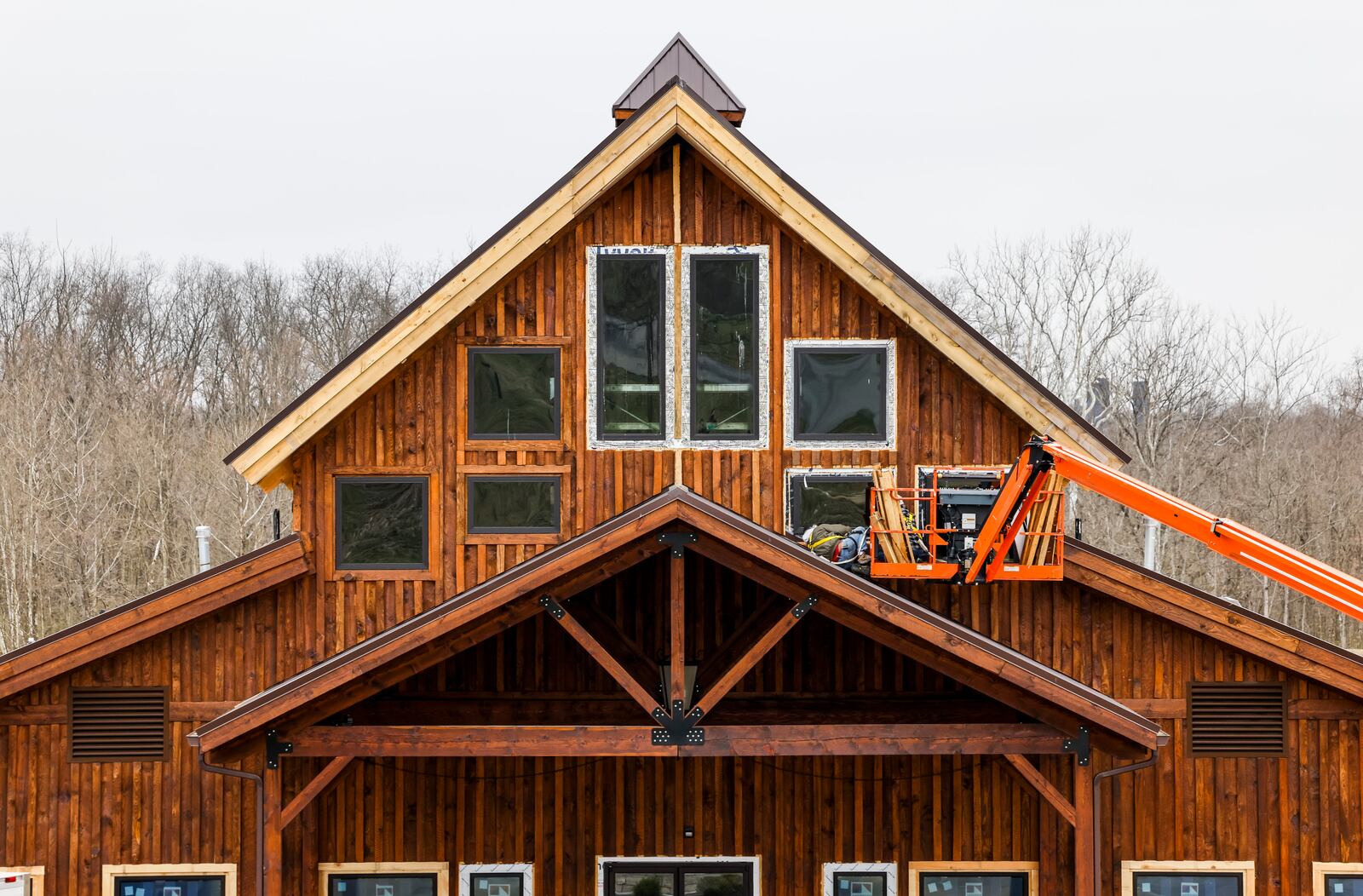 Construction continues to rebuild Hanover Reserve wedding and event venue on Millville Oxford Road after fire damaged the roof and other areas in 2021. NICK GRAHAM/STAFF