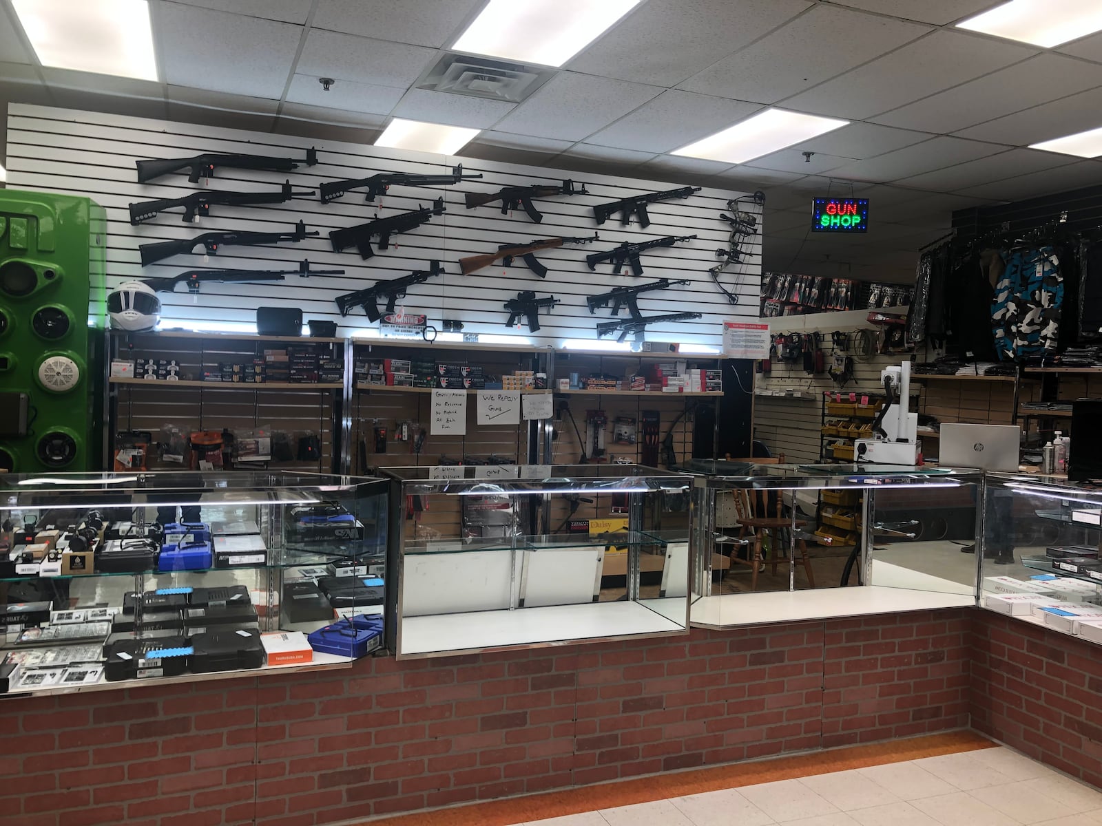 About 30 guns were stolen Saturday morning from NYC3, a cell phone store at 3212 Roosevelt Blvd. The firearms are valued at $20,000 to $25,000, according to Solomon Tozyck, store manager. Many of the shelves were empty Tuesday morning. RICK McCRABB/STAFF