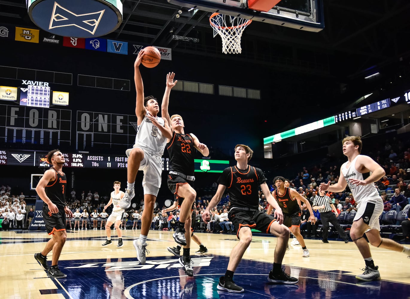 Lakota East beats Beavercreek in boys D1 district basketball final