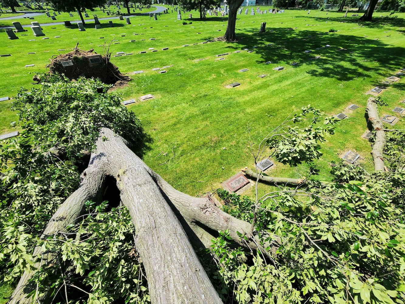 062522 Woodside Cemetery