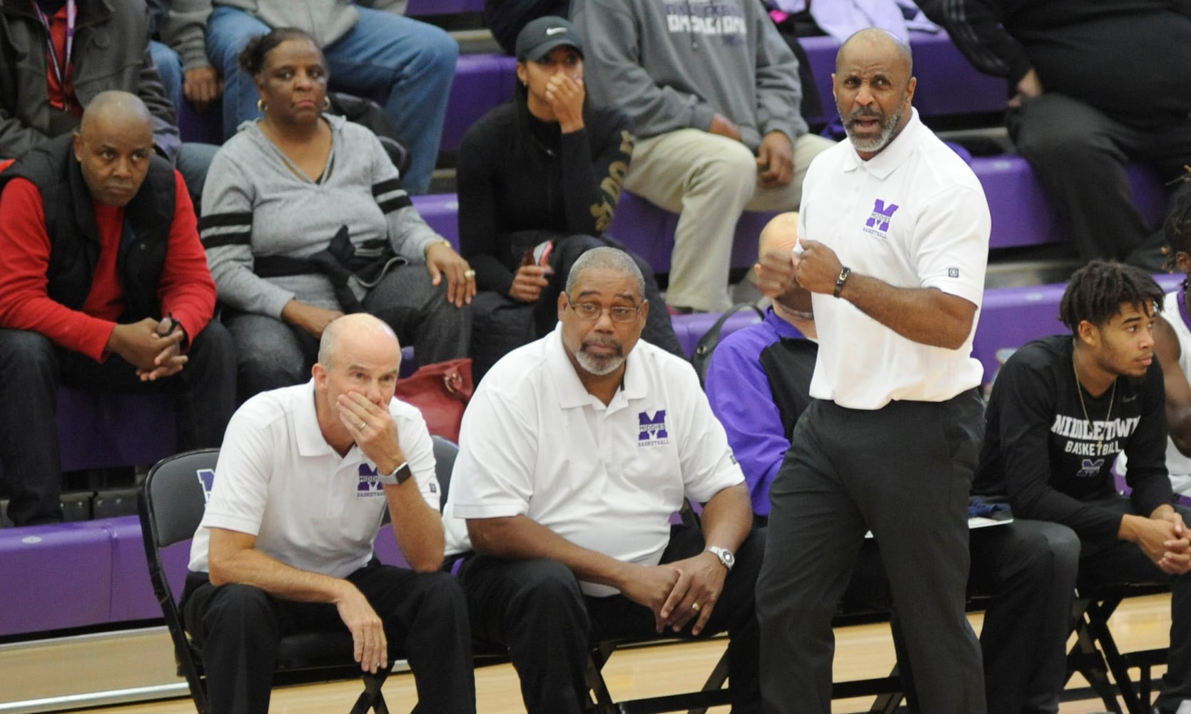 PHOTOS: Dunbar at Middletown, boys basketball