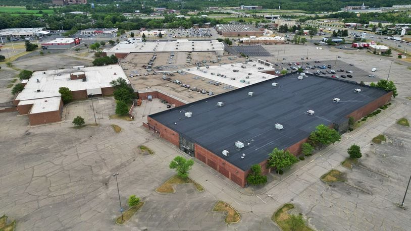 View of the mostly vacant Towne Mall Tuesday, June 25, 2024 in Middletown. NICK GRAHAM/STAFF