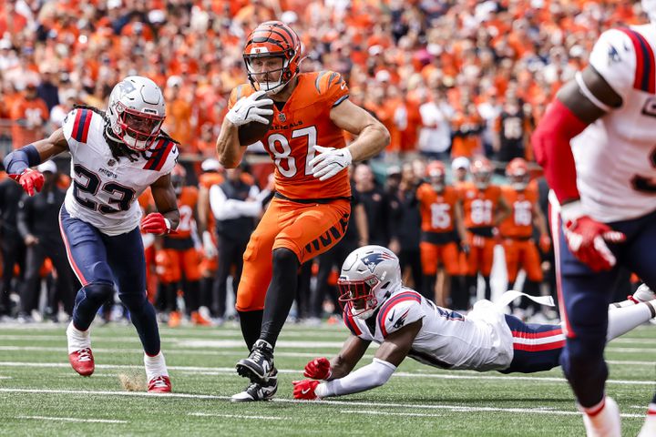 090824 Bengals vs Patriots football