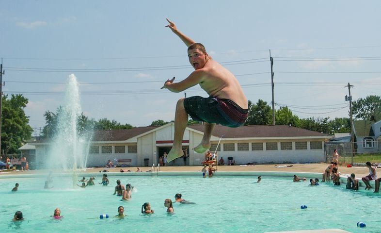 PHOTOS: Scenes from Eastview Pool in Hamilton from 2002.